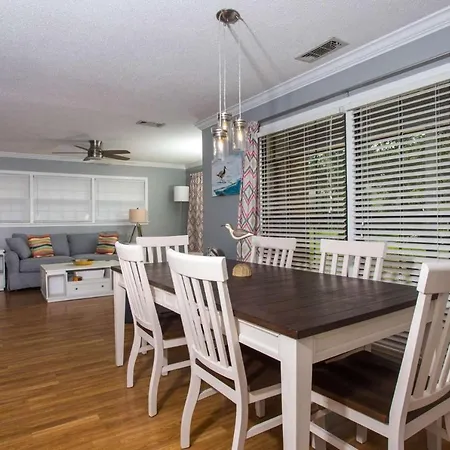 Elliott Point Vacation Home